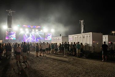 Oxford mobile bathroom trailer hire for weddings and festivals